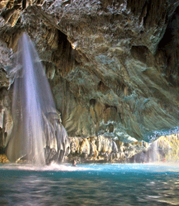 Visita las Grutas de Tolantongo con Tutto il Mondo